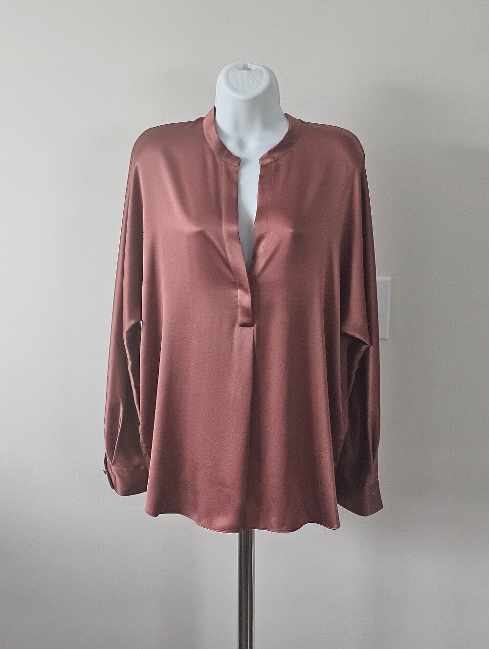 VINCE Band Collar Silk Blouse Size Medium Antique Rose NWT